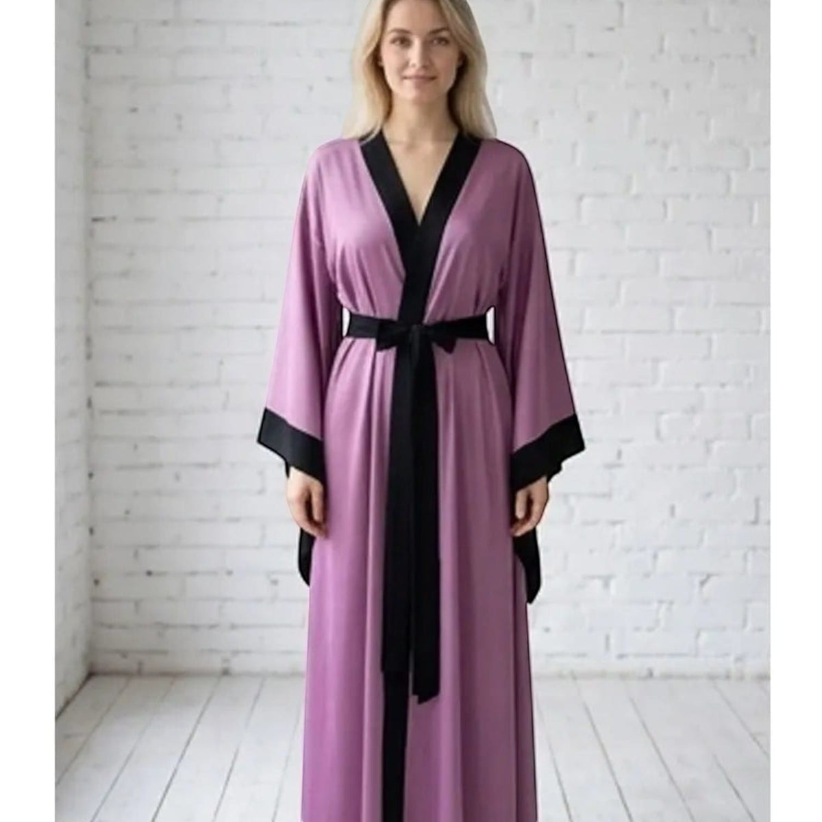 Kimono Satin Femme Manches Larges Style Mariée | Le Monde du Peignoir
