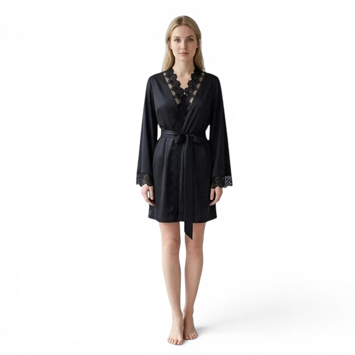 Kimono Satin Noir Femme Dentelle Manches Longues | Le Monde du Peignoir
